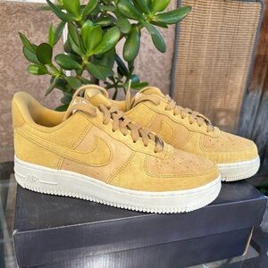 Nike Air Force 1 ‘07 Mustard Suede Sneakers
